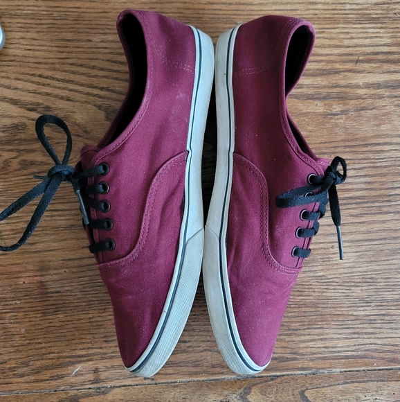 VANS Maroon Canvas Sneaker Size 11 - Picture 3 of 5